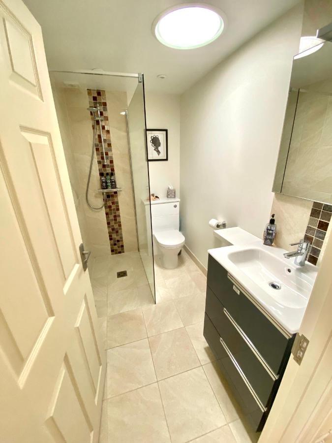 A Secluded Self Contained Country Suite With A View - Parking, Easy Access To Bath Corsham Kültér fotó